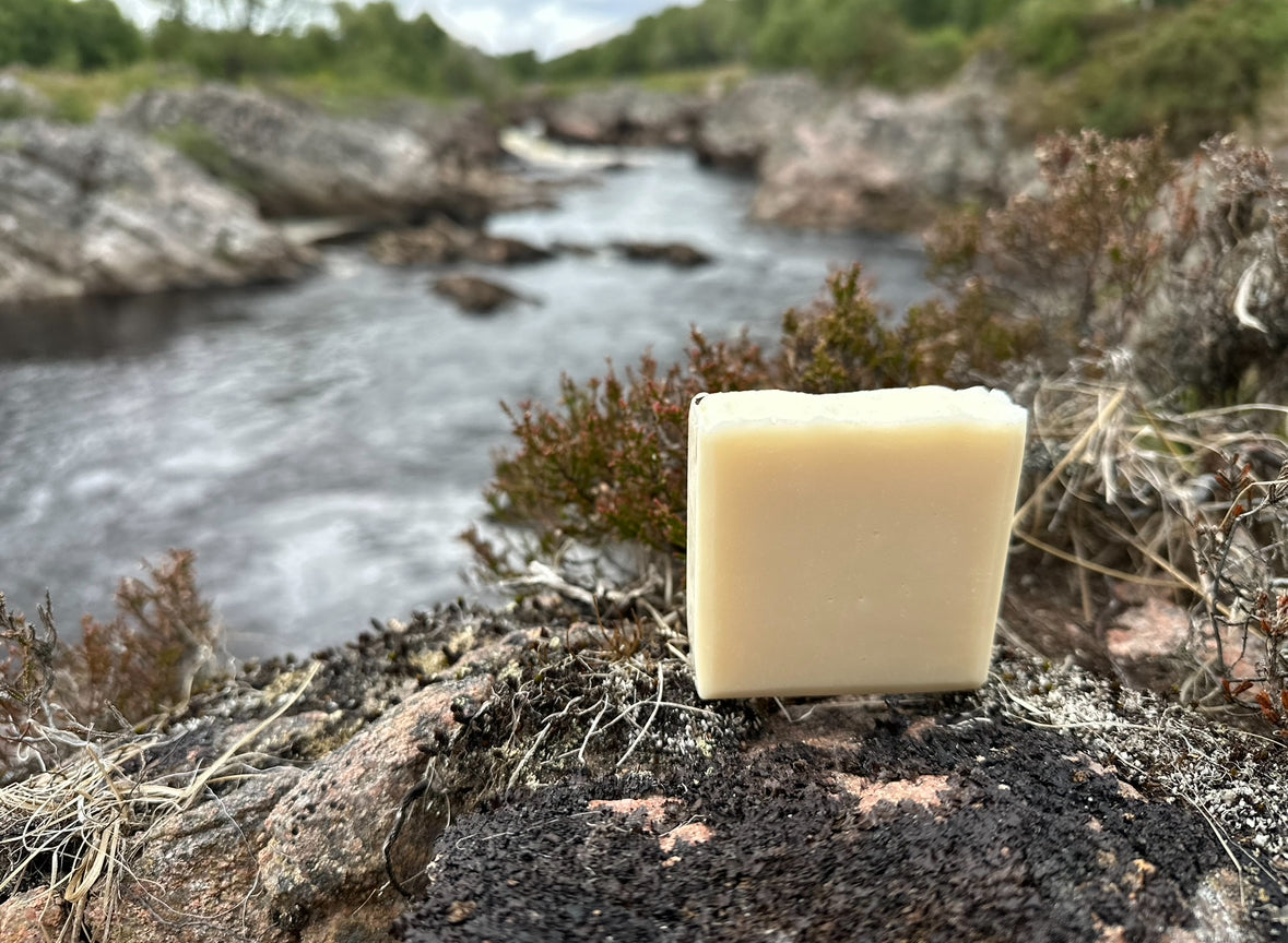 Earth & Citrus, Bergamot, Patchouli and Vetiver Natural Soap